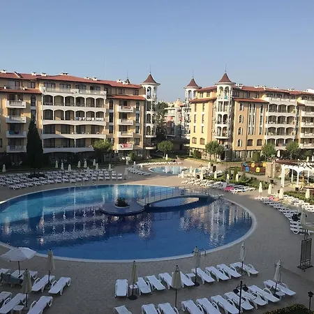 Апартамент Royal Sun *